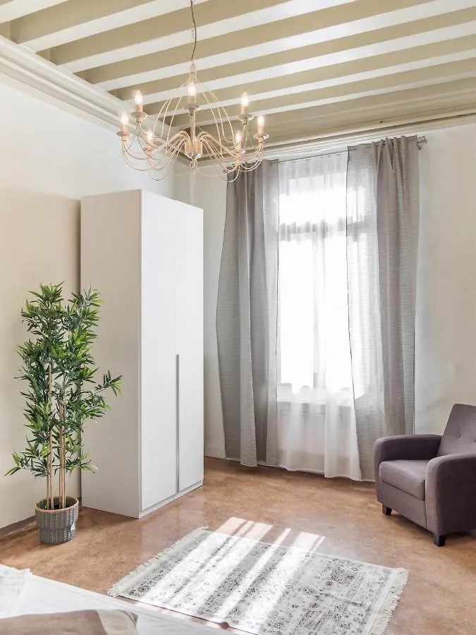 Riva Palace Apartments By Wonderful Italy Venice