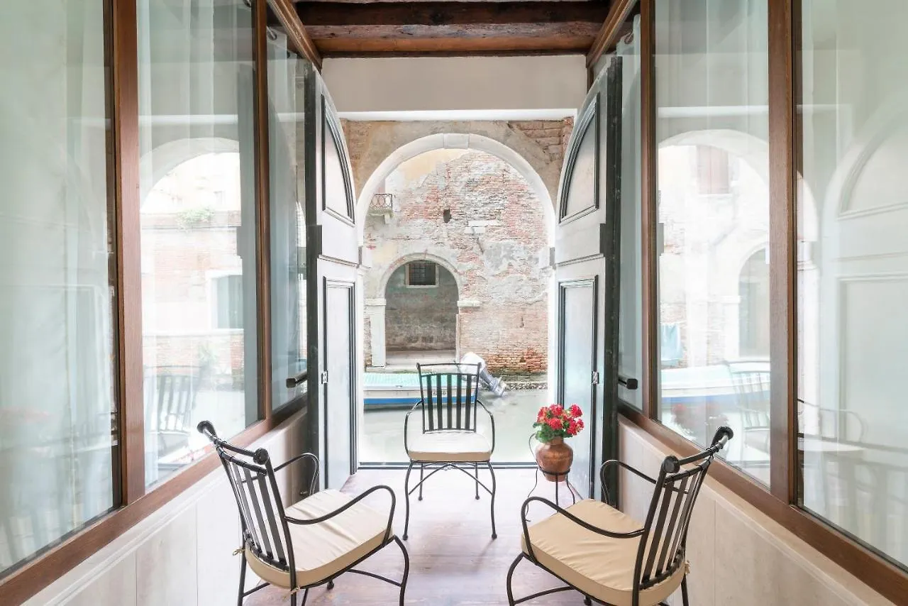 Riva Palace Apartments By Wonderful Italy Βενετία
