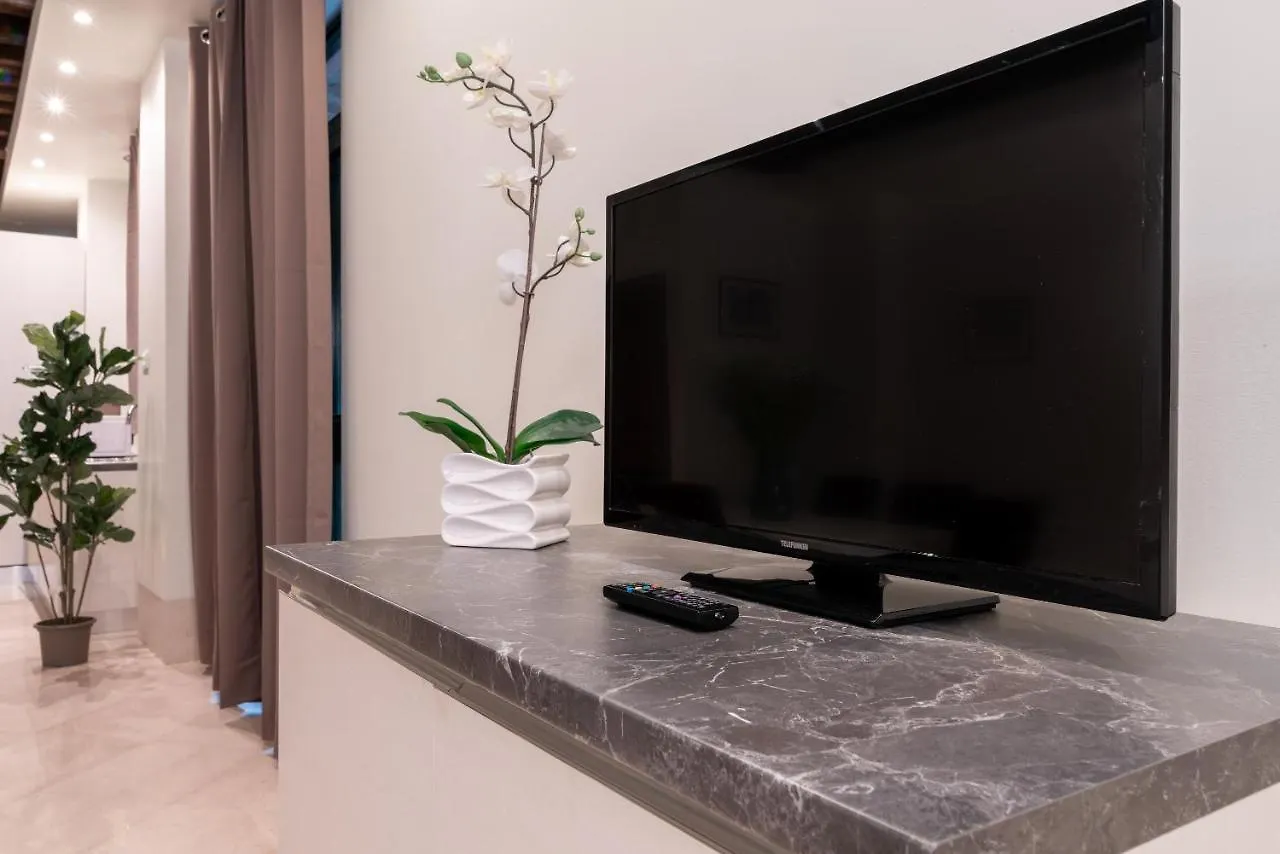 Riva Palace Apartments By Wonderful Italy Βενετία